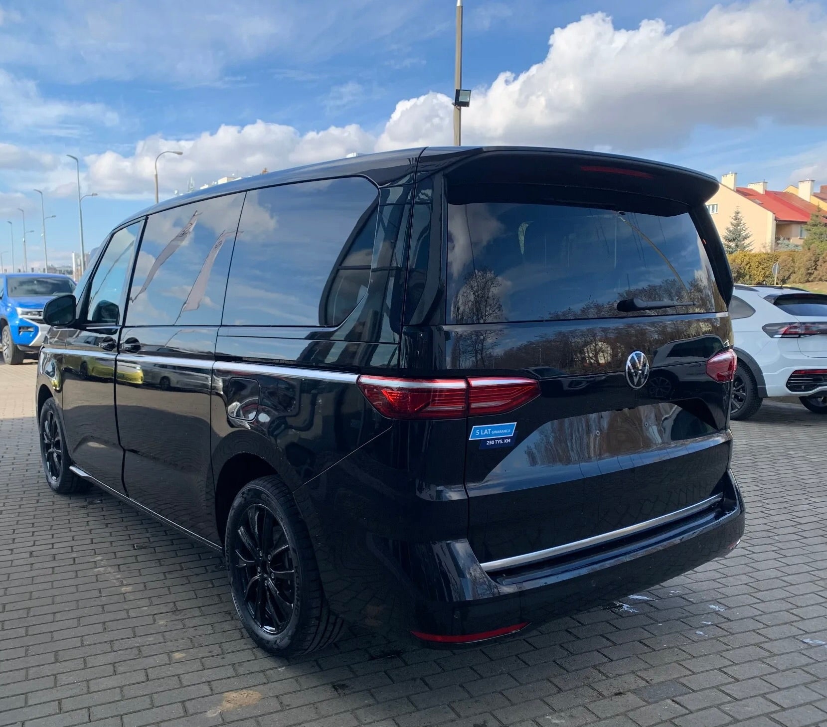Volkswagen T7 Multivan Style – Image 2