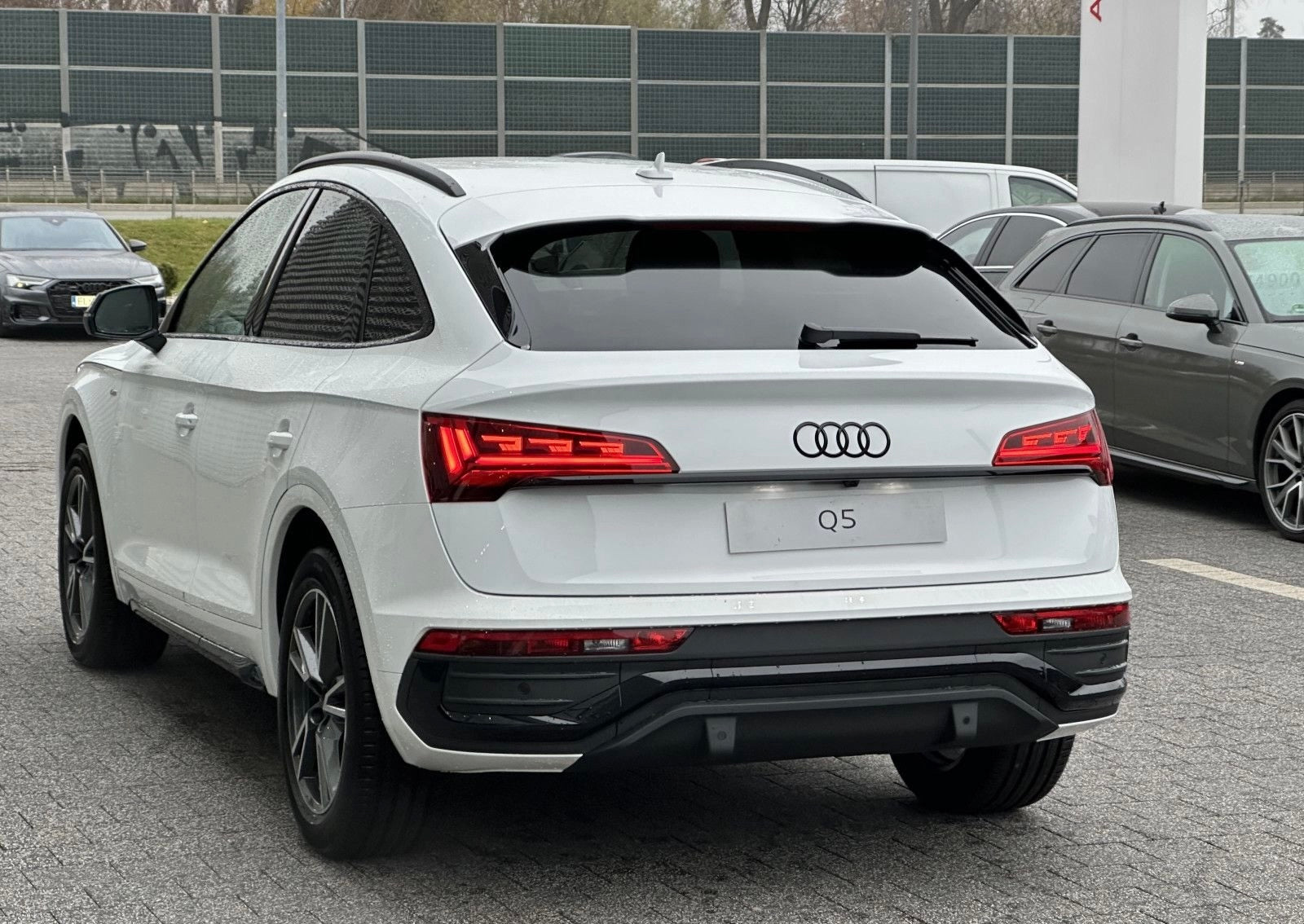 Audi Q5 Sportback 35TDI 163KM S-line S-tronic – Image 5