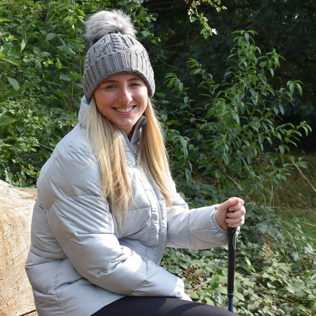 Surprizeshop Ladies Waterproof Golf Bobble Hat – Image 2